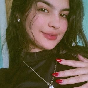 Meet your Posher, Lorena isabel